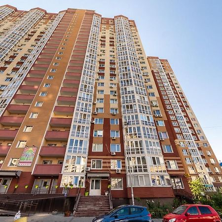 키예프 Студия На Бориса Гмыри 12Б 아파트 외부 사진